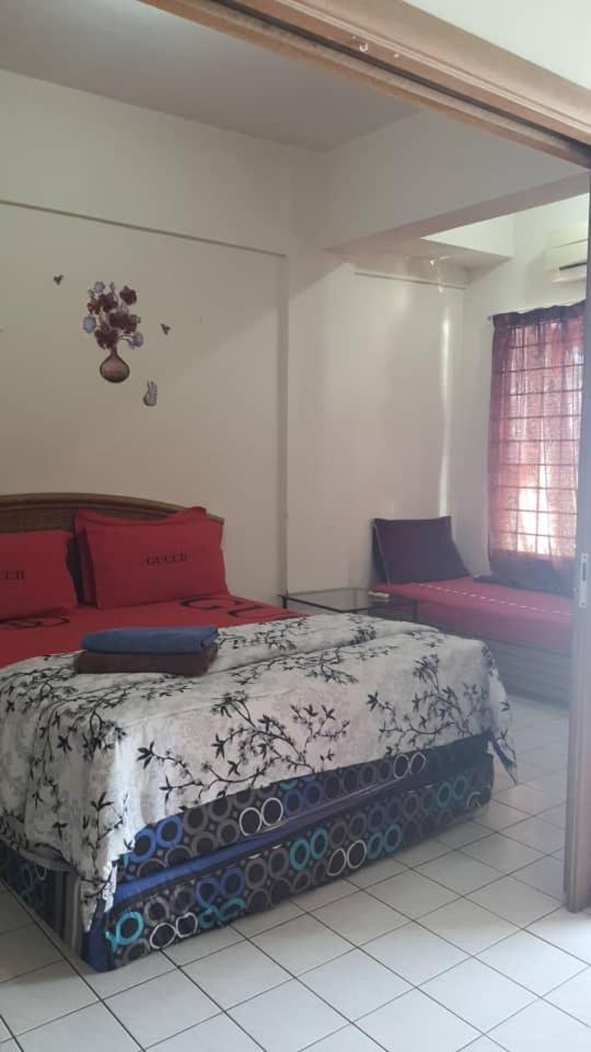Seaview Apartment